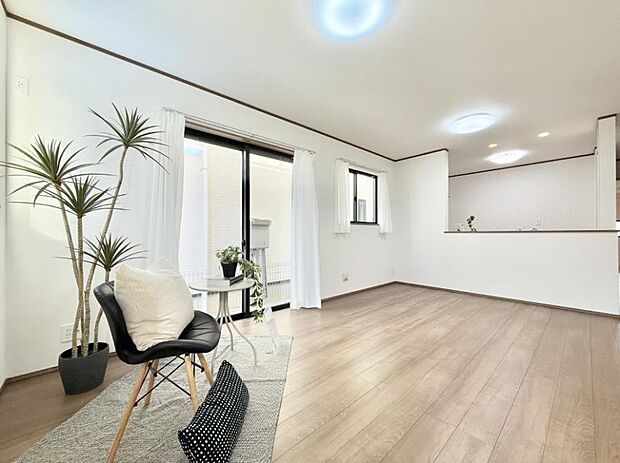 ■温もりを感じる、居心地のいいリビング