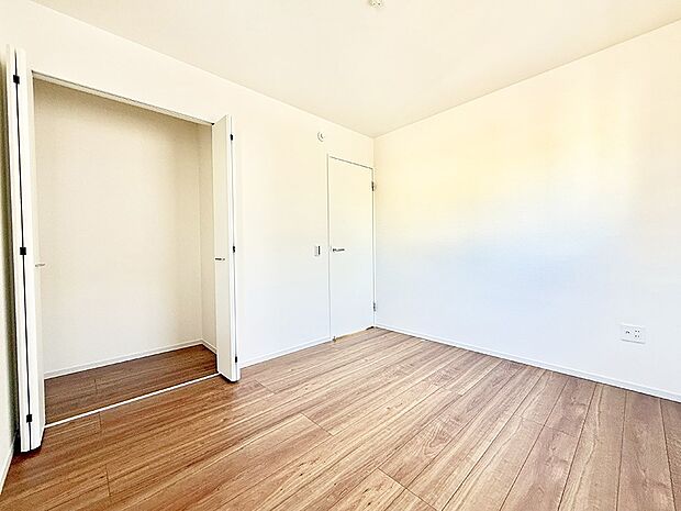 ■落ち着いた色合いのお部屋で穏やかな時間を楽しめます