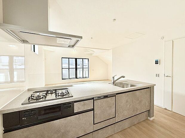 ■シンプルで美しく心地よい時間を生むキッチン空間