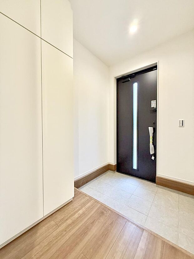 ■玄関はお家の顔！おしゃれな玄関でお客様をお迎え！