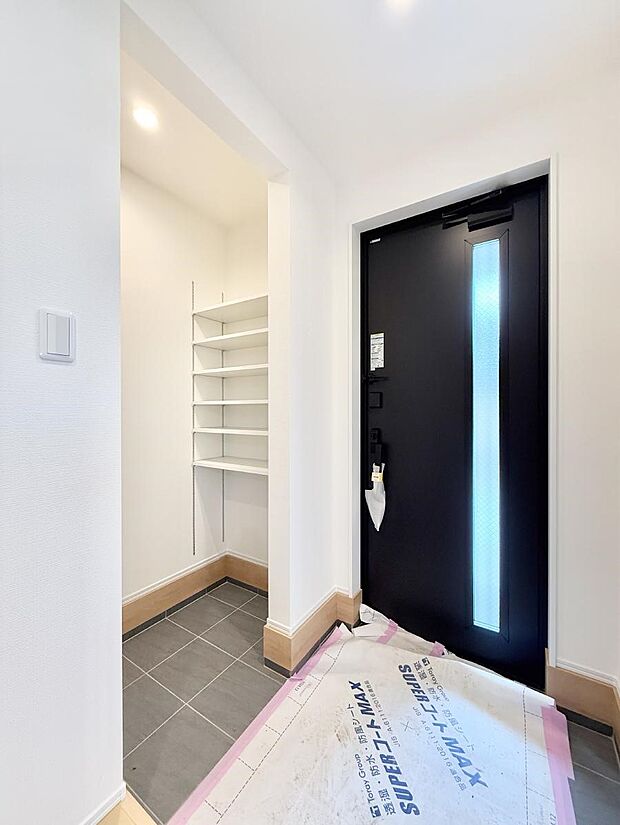 ■ ここから始まる一日、すっきり整った玄関