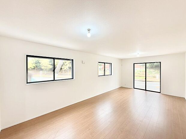 ■くつろぎと笑顔が集まる、心温まるリビング