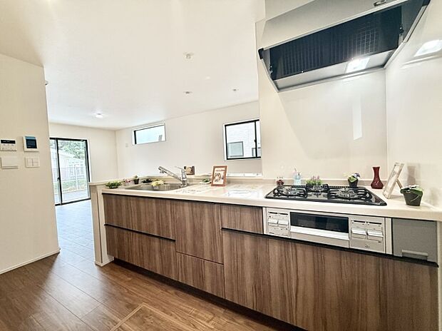 ■家族の絆を深める、温もりのあるキッチン