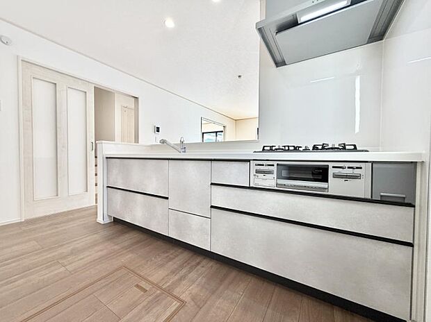 ■美味しい時間が生まれる、笑顔あふれるキッチン