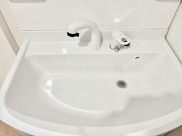 ■手洗いや顔を洗う時も快適に使える便利なシャワー