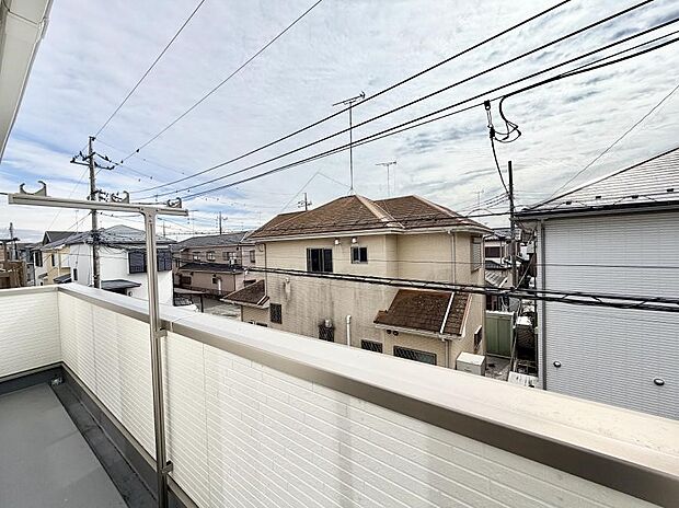 ■ 季節の移ろいを感じられる開放的な空間です