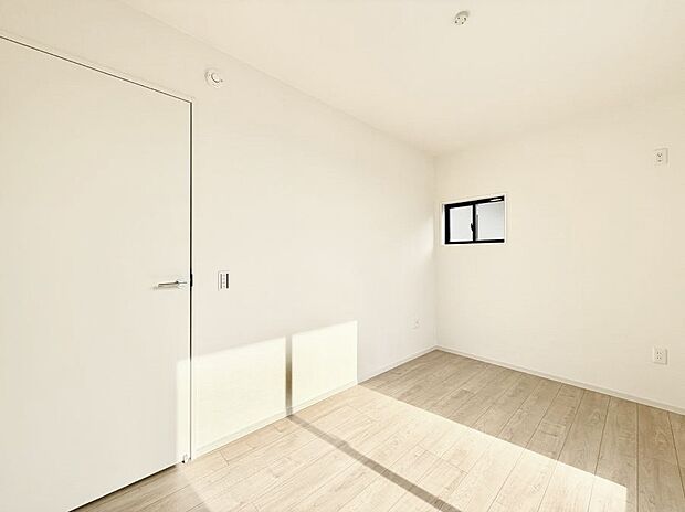 ■窓の配置や通気性の良い設計で部屋の空気がこもらず、常に新鮮な空気が流れます