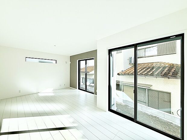 ■くつろぎと笑顔が集まる、心温まるリビング