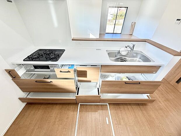 ■料理がもっと楽しくなる、快適なキッチン空間