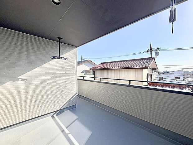 ■ 季節の移ろいを感じられる開放的な空間です