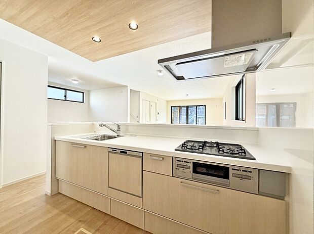 ■家族の絆を深める、温もりのあるキッチン