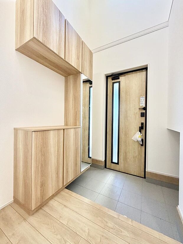 ■ ここから始まる一日、すっきり整った玄関