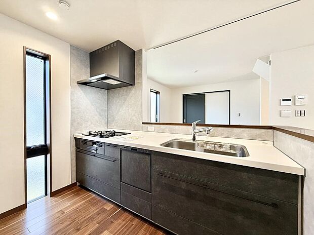 ■美味しい時間が生まれる、笑顔あふれるキッチン