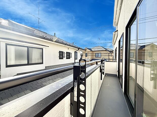 ■ 季節の移ろいを感じられる開放的な空間です