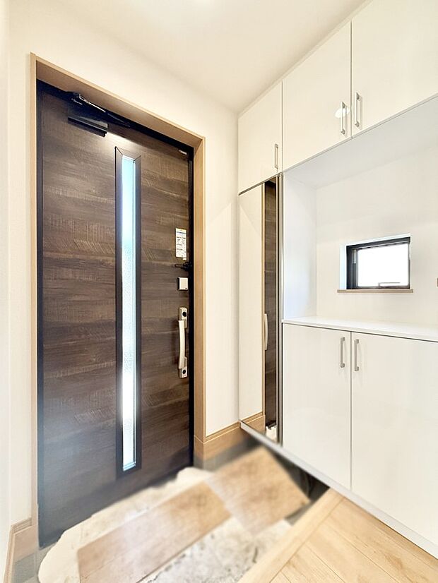 ■ シンプルで美しく、快適な暮らしの入り口