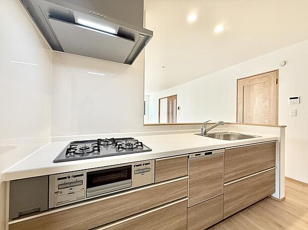 ■シンプルで美しく心地よい時間を生むキッチン空間