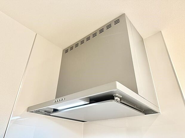 ■調理時の蒸気や匂いが換気扇に誘導され、効率的に排煙ができます。