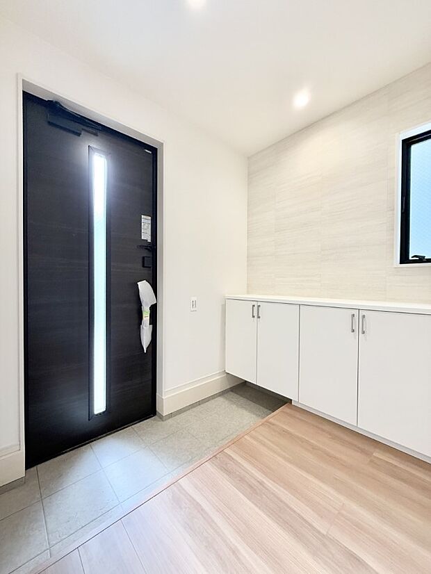 ■玄関はお家の顔！おしゃれな玄関でお客様をお迎え！