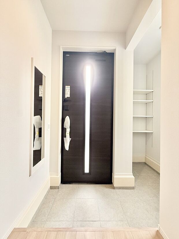 ■ シンプルで美しく、快適な暮らしの入り口