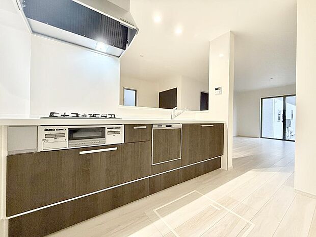 ■シンプルで美しく心地よい時間を生むキッチン空間