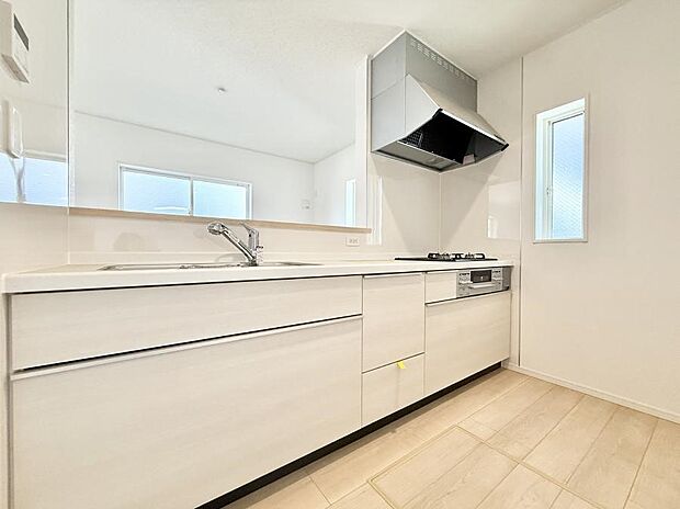 ■シンプルで美しく心地よい時間を生むキッチン空間