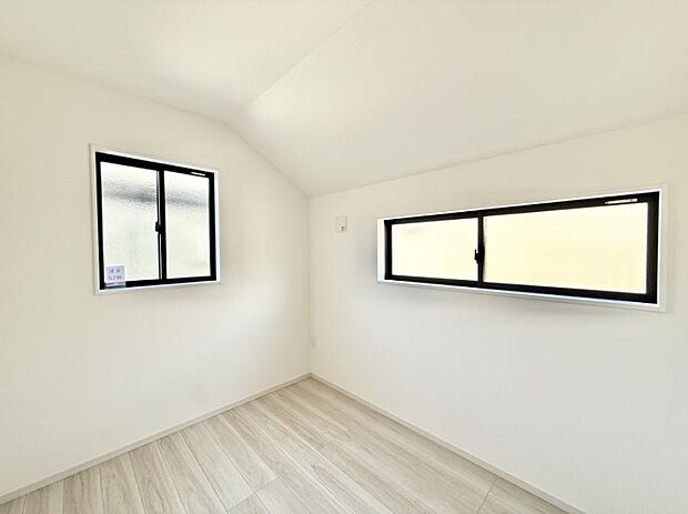 ■窓の配置や通気性の良い設計で部屋の空気がこもらず、常に新鮮な空気が流れます