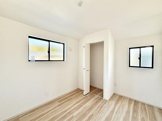 ■落ち着いた雰囲気のお部屋で心が安らぐ空間