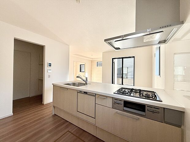 ■家族の絆を深める、温もりのあるキッチン