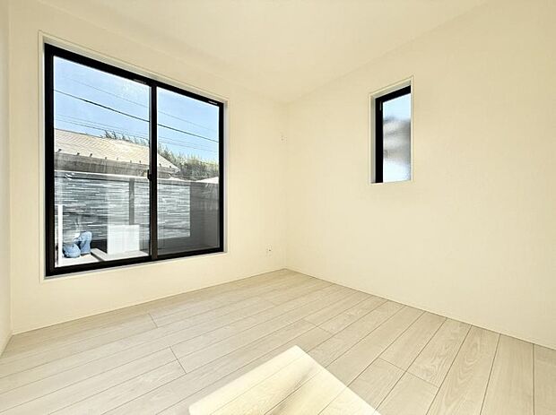 ■落ち着いた雰囲気のお部屋で心が安らぐ空間