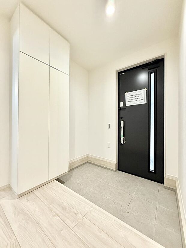 ■ ここから始まる一日、すっきり整った玄関