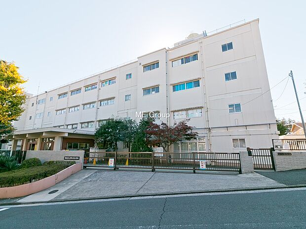 小学校 720m 横浜市立万騎が原小学校