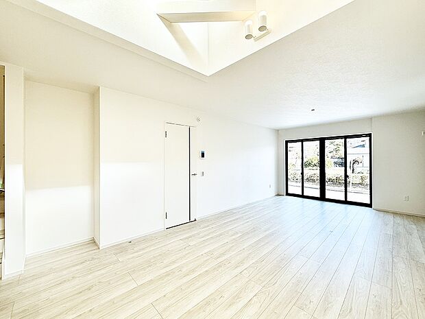 ■温もりを感じる、居心地のいいリビング