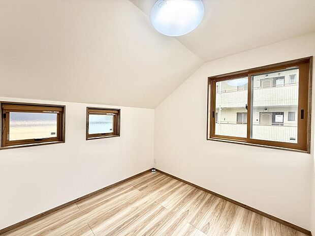 ■静かな洋室で読書や趣味に集中できる場所