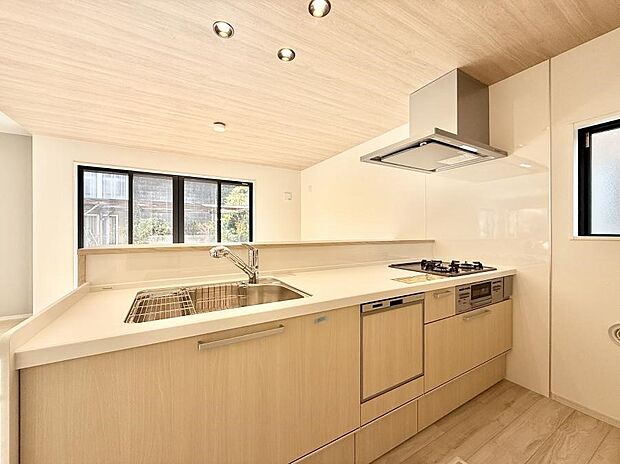 ■家族の絆を深める、温もりのあるキッチン