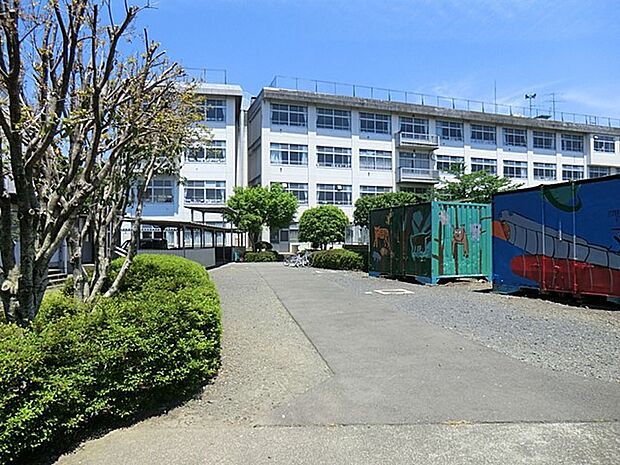 小学校 1300m 八王子市立元木小学校