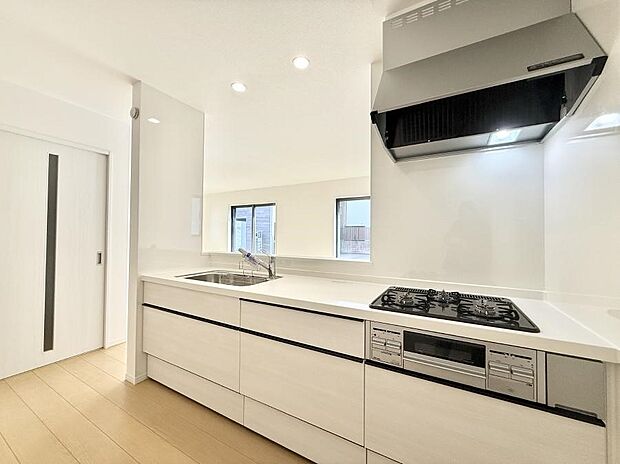 ■家族の絆を深める、温もりのあるキッチン