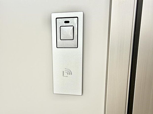 ■鍵を取り出さずに便利に操作できて快適