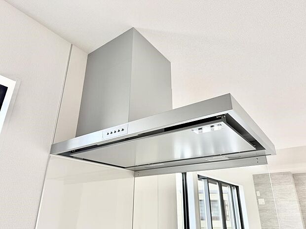 ■調理時の蒸気や匂いが換気扇に誘導され、効率的に排煙ができます。
