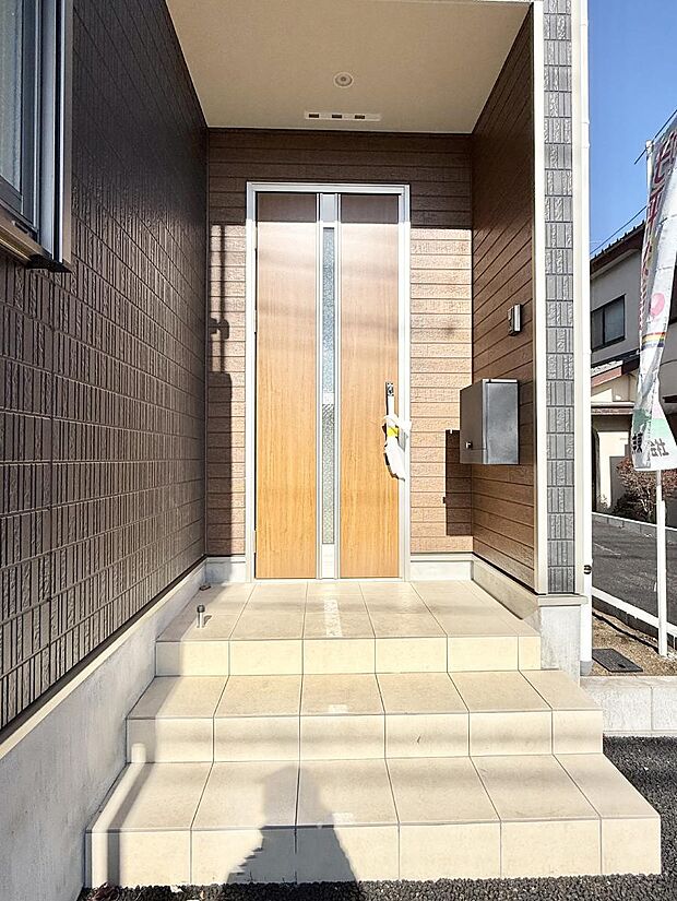 ■ 心地よい暮らしへとつながる、温かい玄関