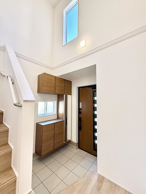 ■ シンプルで美しく、快適な暮らしの入り口