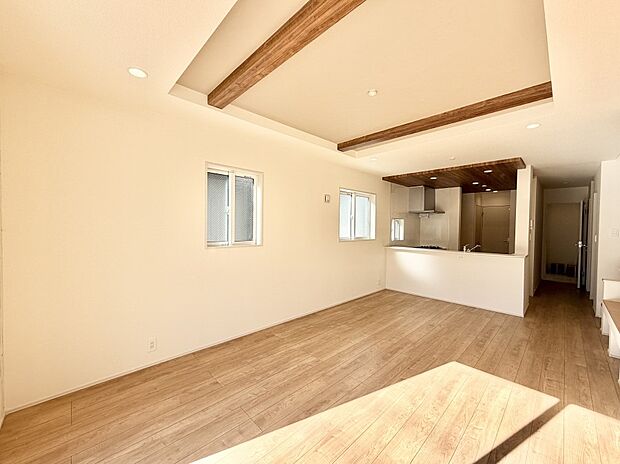 ■くつろぎと笑顔が集まる、心温まるリビング