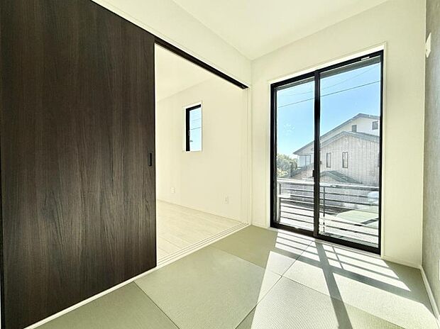 ■落ち着いた色合いのお部屋で穏やかな時間を楽しめます