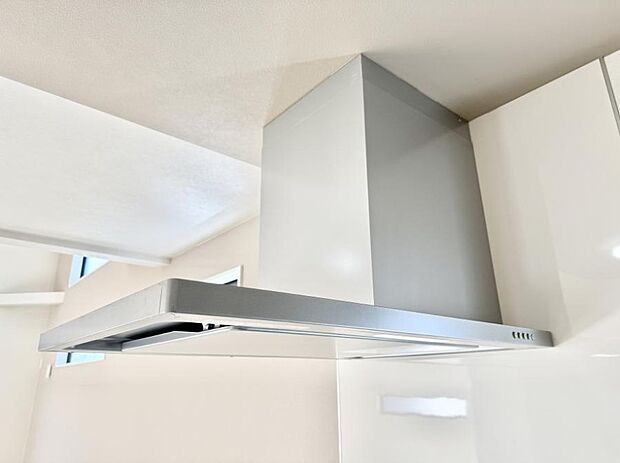 ■調理時の蒸気や匂いが換気扇に誘導され、効率的に排煙ができます。
