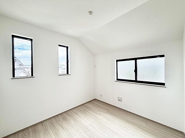 A号棟 ■落ち着いた色合いのお部屋で穏やかな時間を楽しめます
