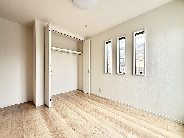 ■落ち着いた色合いのお部屋で穏やかな時間を楽しめます