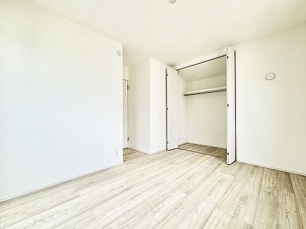 1号棟  ■落ち着いた雰囲気のお部屋で心が安らぐ空間