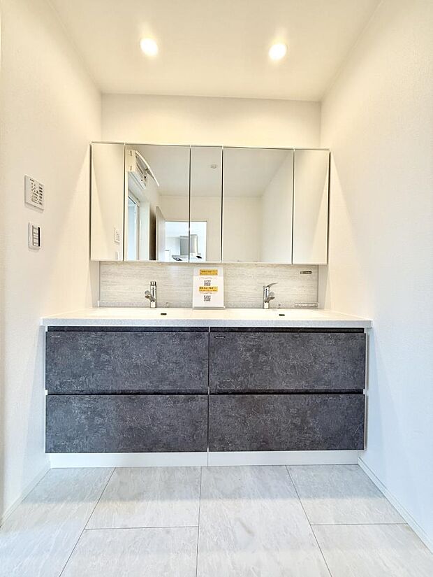 ■朝の準備がスムーズにできる広さです