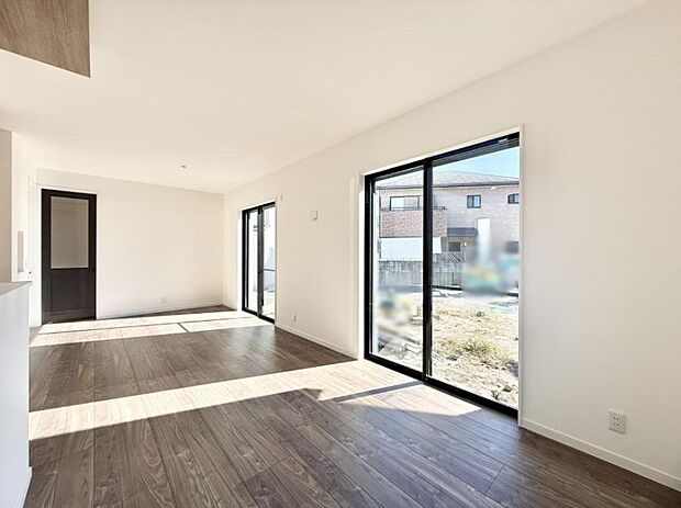 ■くつろぎと笑顔が集まる、心温まるリビング