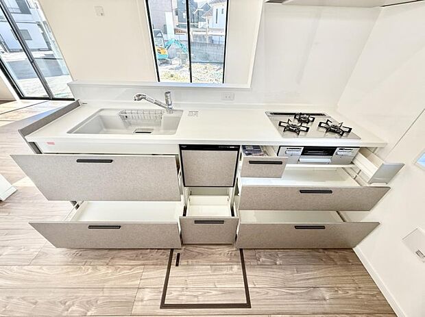 ■料理がもっと楽しくなる、快適なキッチン空間