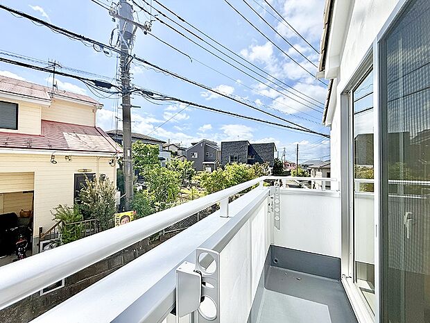 1号棟 ■ 朝のコーヒーや夜の星空を楽しむ、癒しの場所